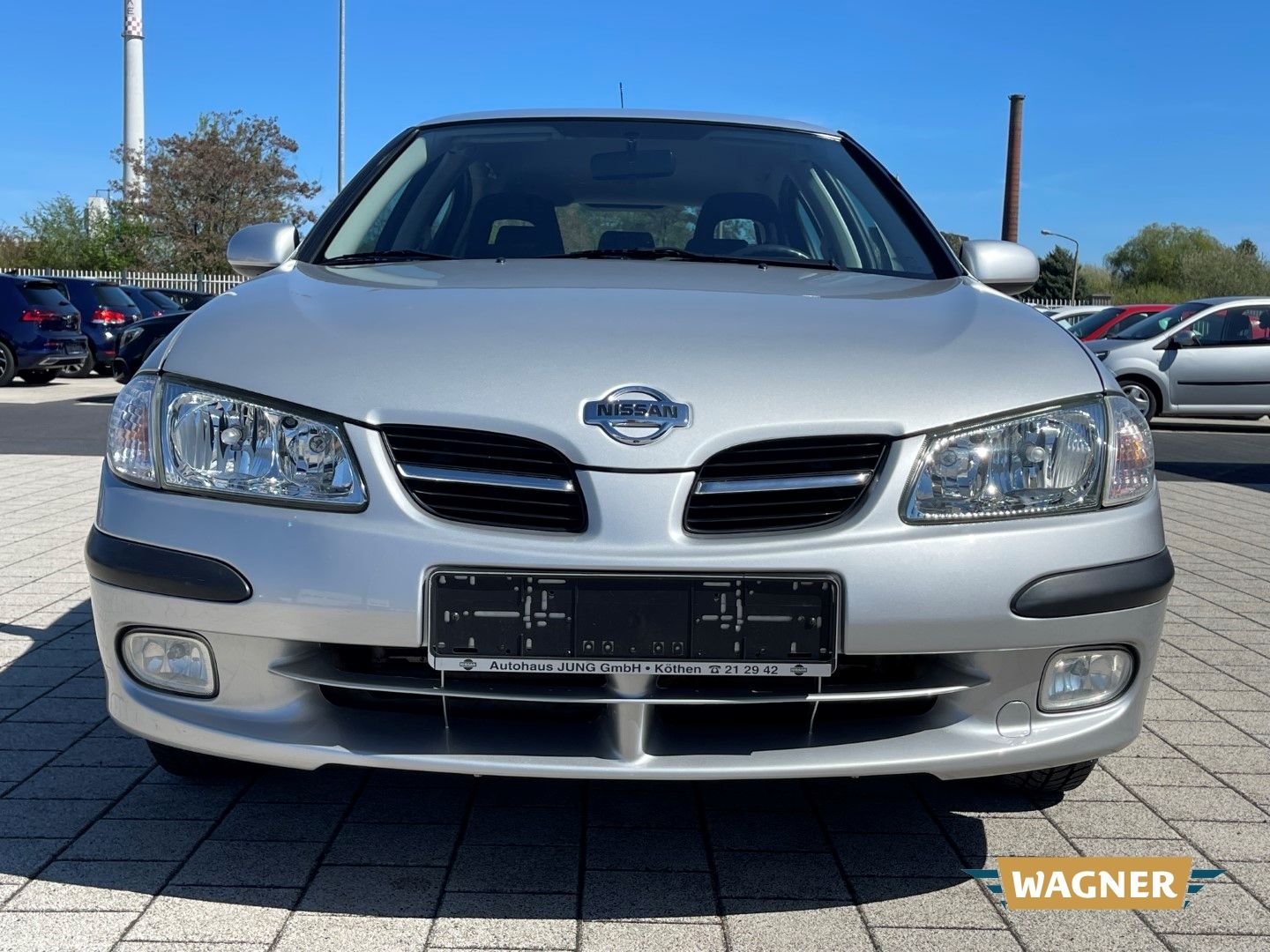 Fahrzeugabbildung Nissan Almera Comfort Klimaanlage 1 - Hand