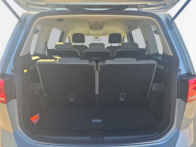 Touran 1.5 TSI DSG 7-SITZER AHK+RFK+ACC+NAVI+PDC