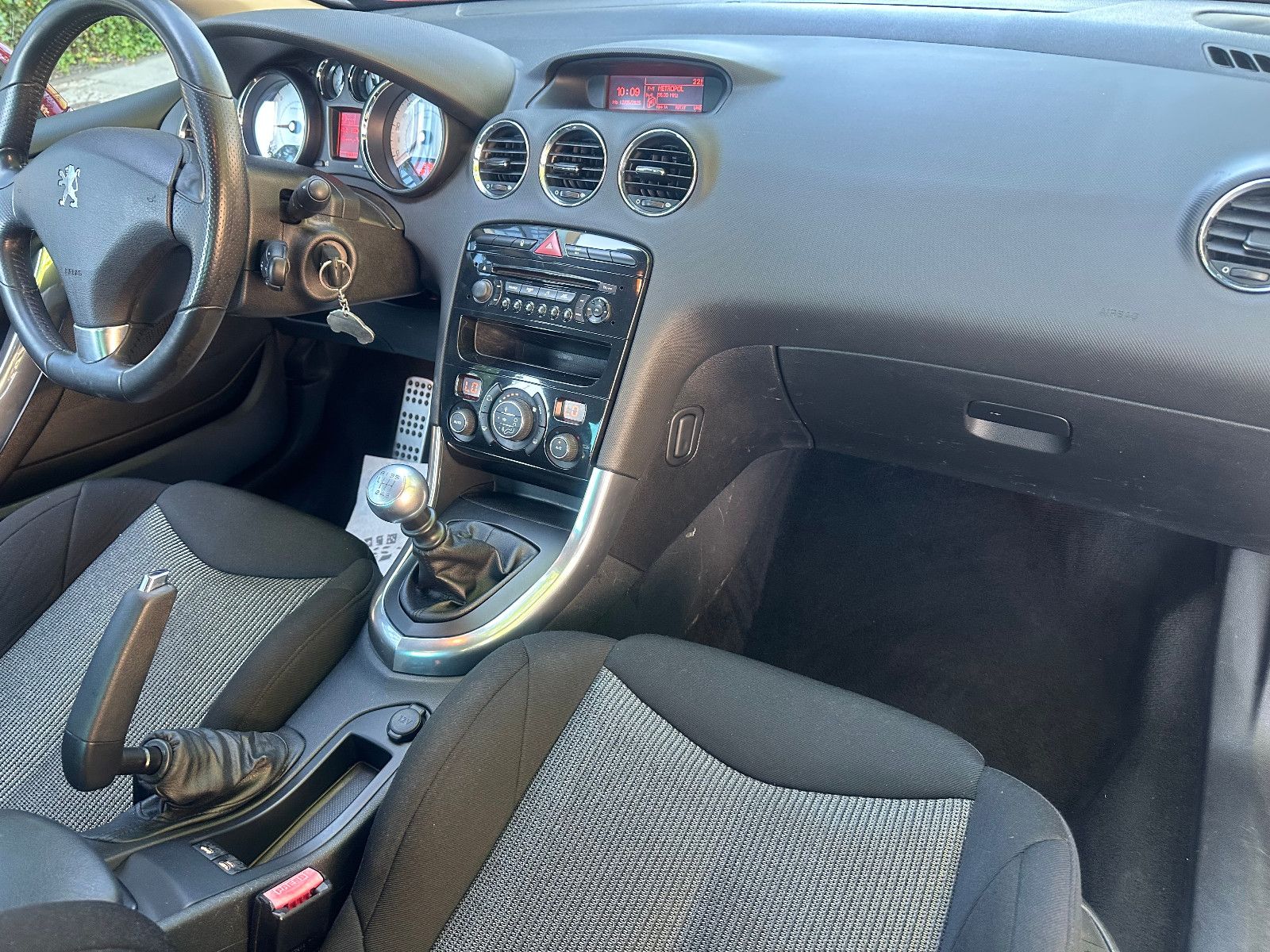Fahrzeugabbildung Peugeot 308 CC CABRIO PREMIUM