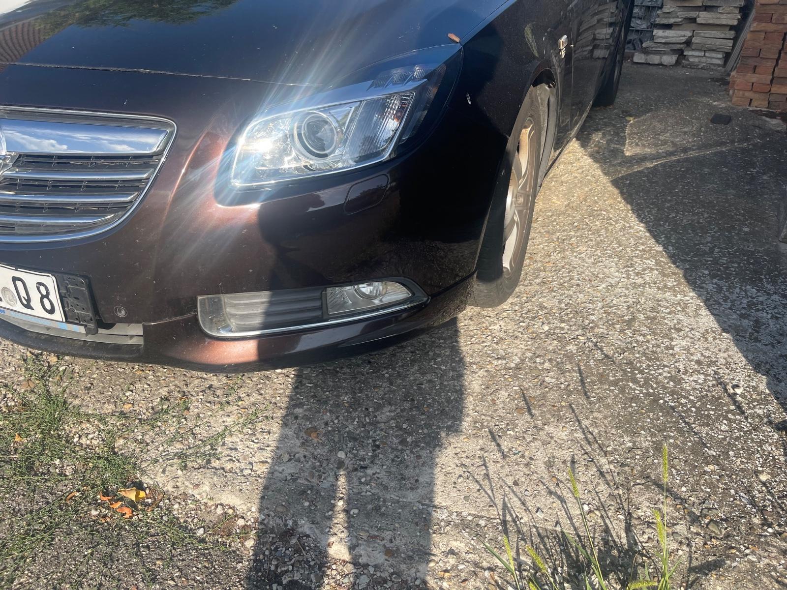 Opel Insignia 2011 — двигун 1.956 cm³, 160 HP (118kW)