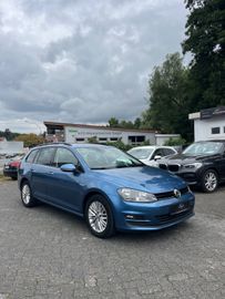 Volkswagen Golf - 2