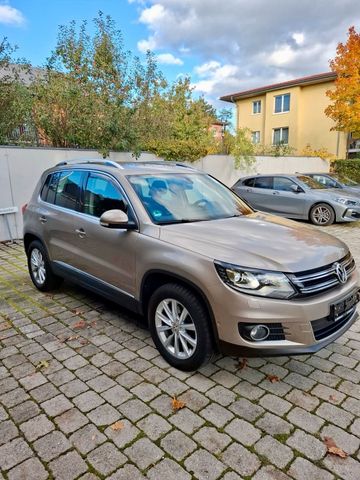 Volkswagen VW Tiguan 2.0 mit 2x Reifensatz - TOP Zustand