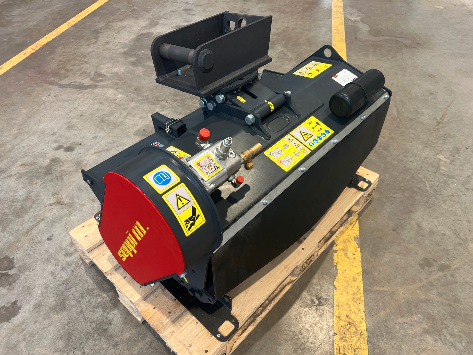 Fahrzeugabbildung Andere Seppi M. H3 105 / Schlegelmulcher 2-5to lagernd!