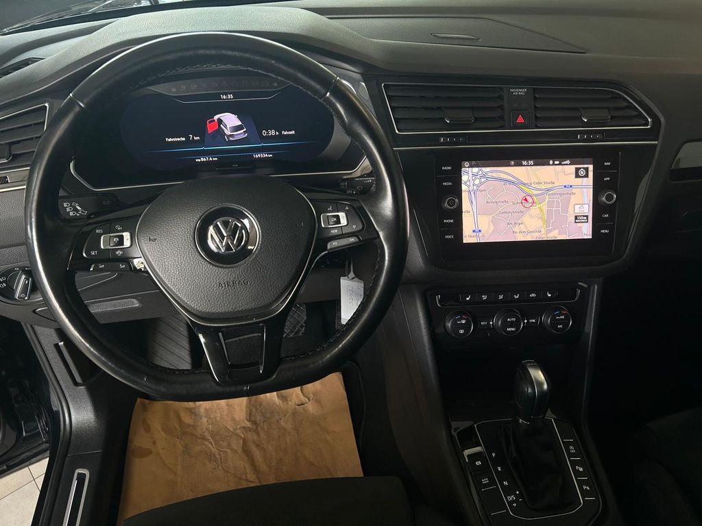Volkswagen Tiguan Allspace DSG COMFORTL*NAVI*ViCo*PANO*AHK*