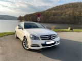 Mercedes-Benz C 250 BlueEFFICIENCY Coupé Autom. - - Mercedes-Benz C 250: Blueefficiency