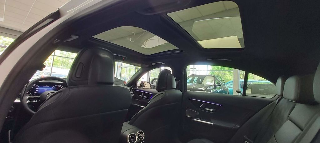 Mercedes-Benz C 300 e AMG PANO TOTW DISTR 360° AHK NETTO 42500