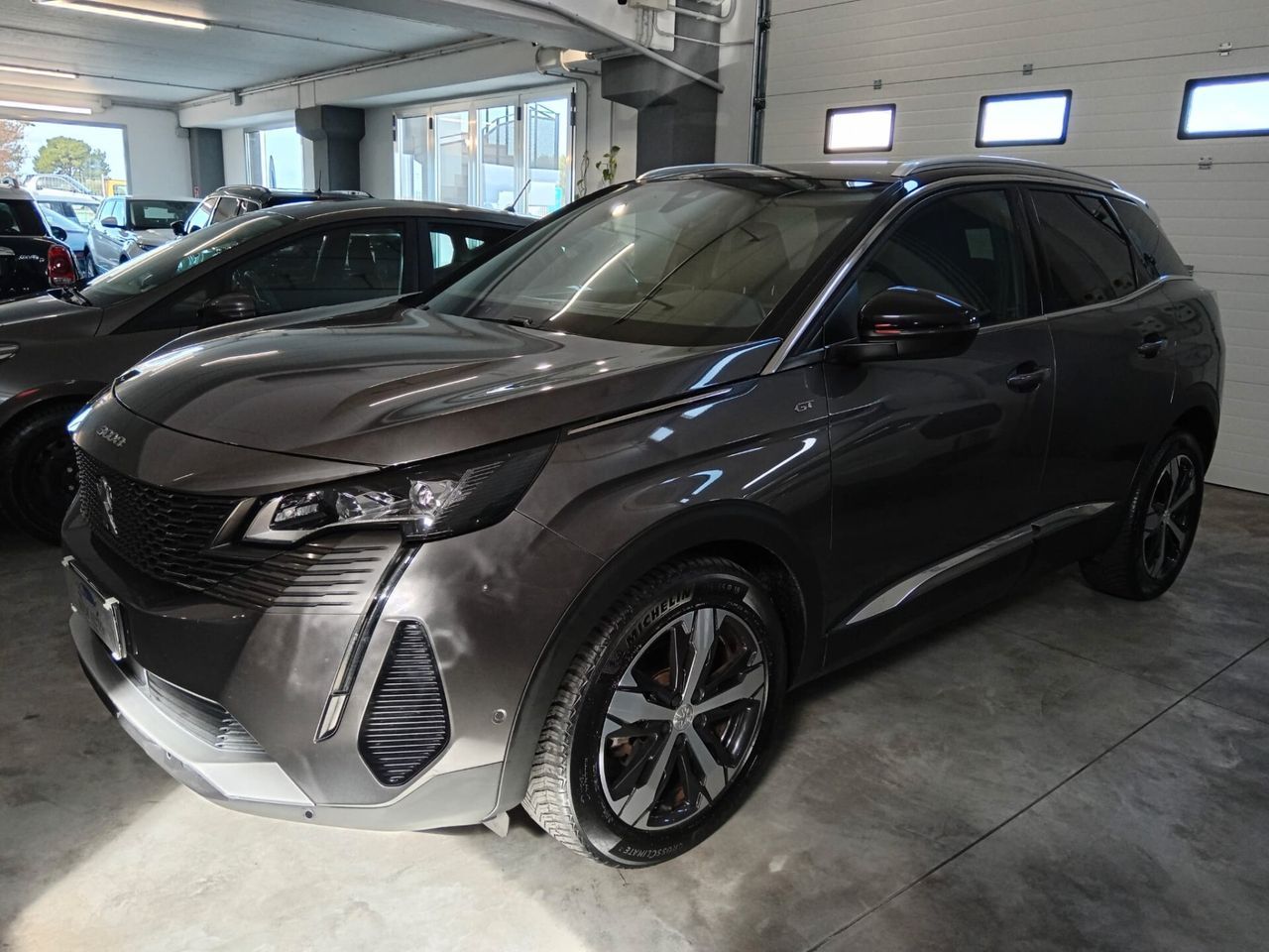 Peugeot 3008 BlueHDi 130 S&S GT imagem 2