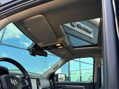 Fahrzeugabbildung Dodge RAM 1500 CrewCab SLT Night Navi SHZ LPG U.-Frei