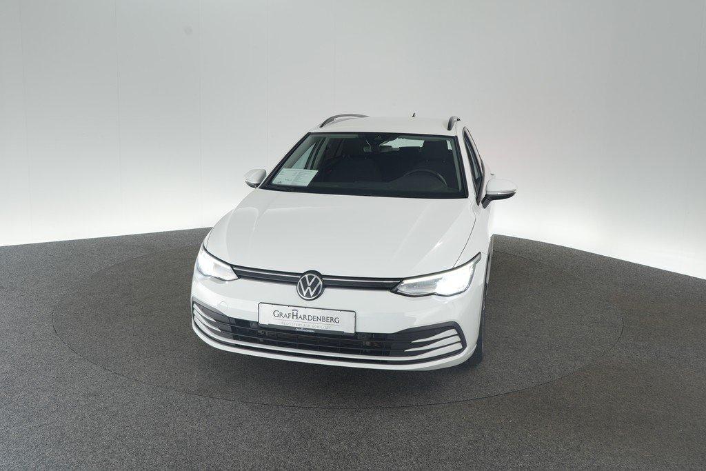 Volkswagen Golf VIII Variant 2.0 TDI DSG Life LED ACC AHK