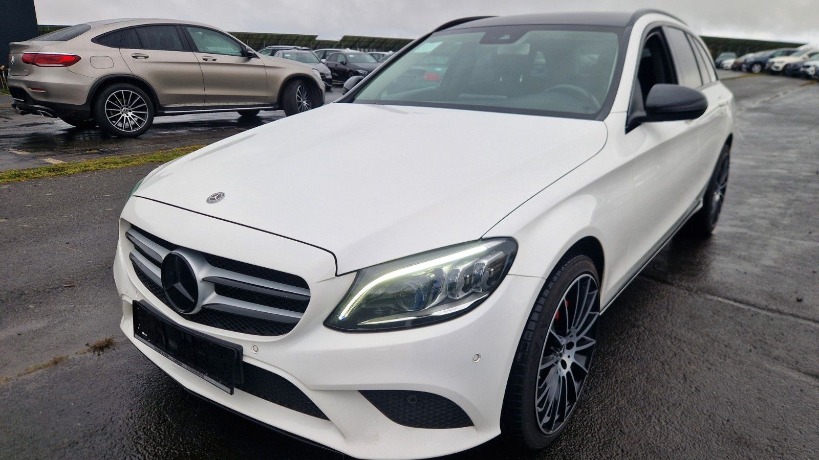 MERCEDES-BENZ C 300 T d 4Matic Avantgarde Kamera Multibeam ACC
