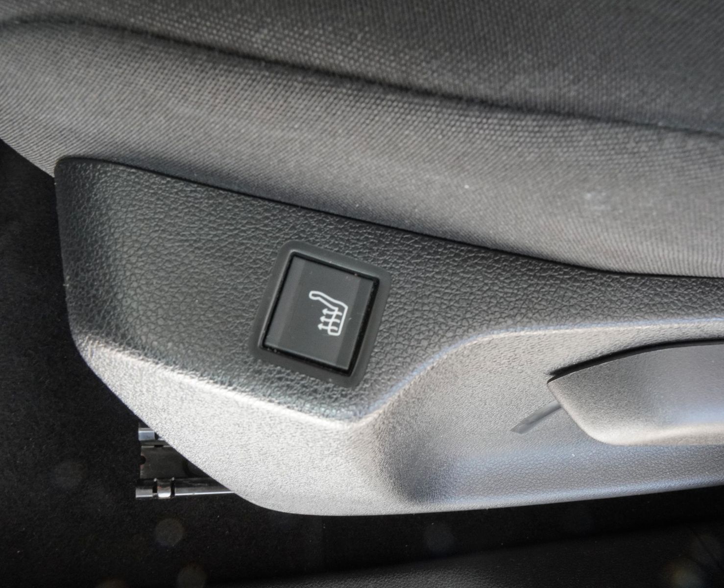 Fahrzeugabbildung Opel Combo Life E Edition *1.Hand*Navi*Pano*Carplay*
