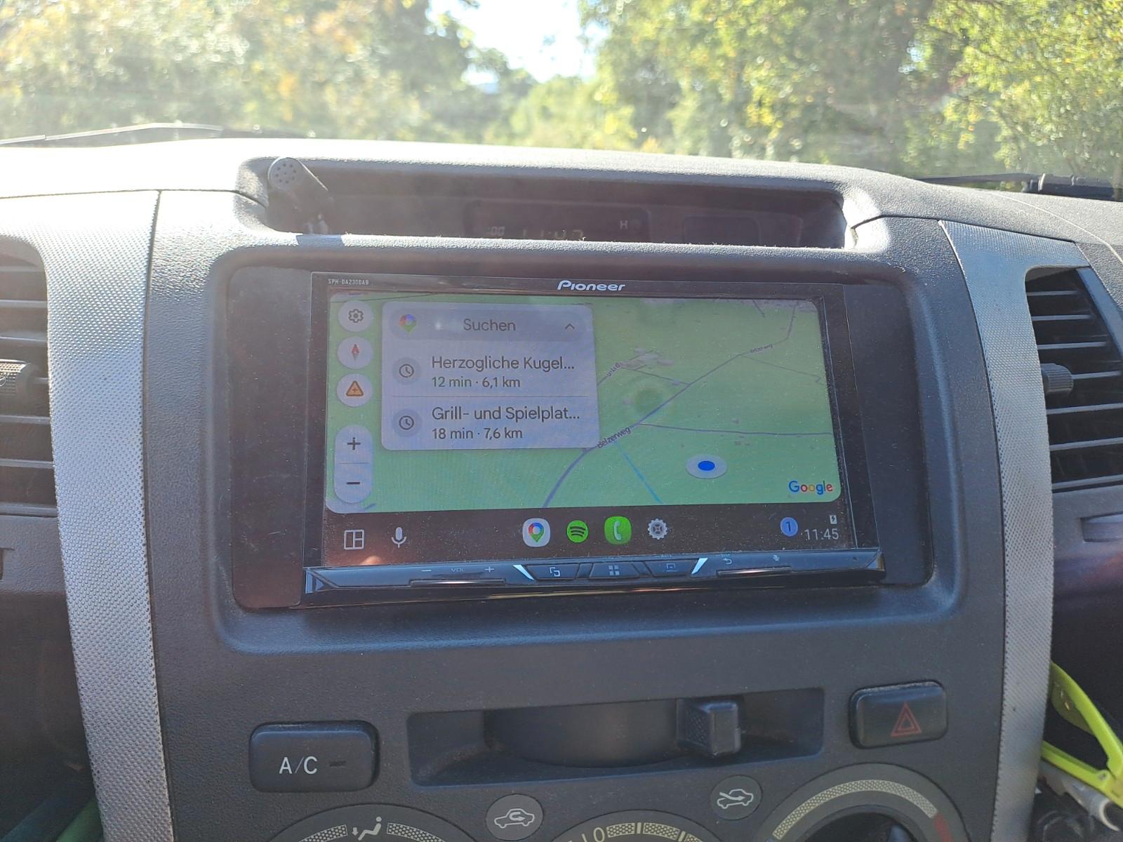 Toyota Hilux 2006 — photo 14