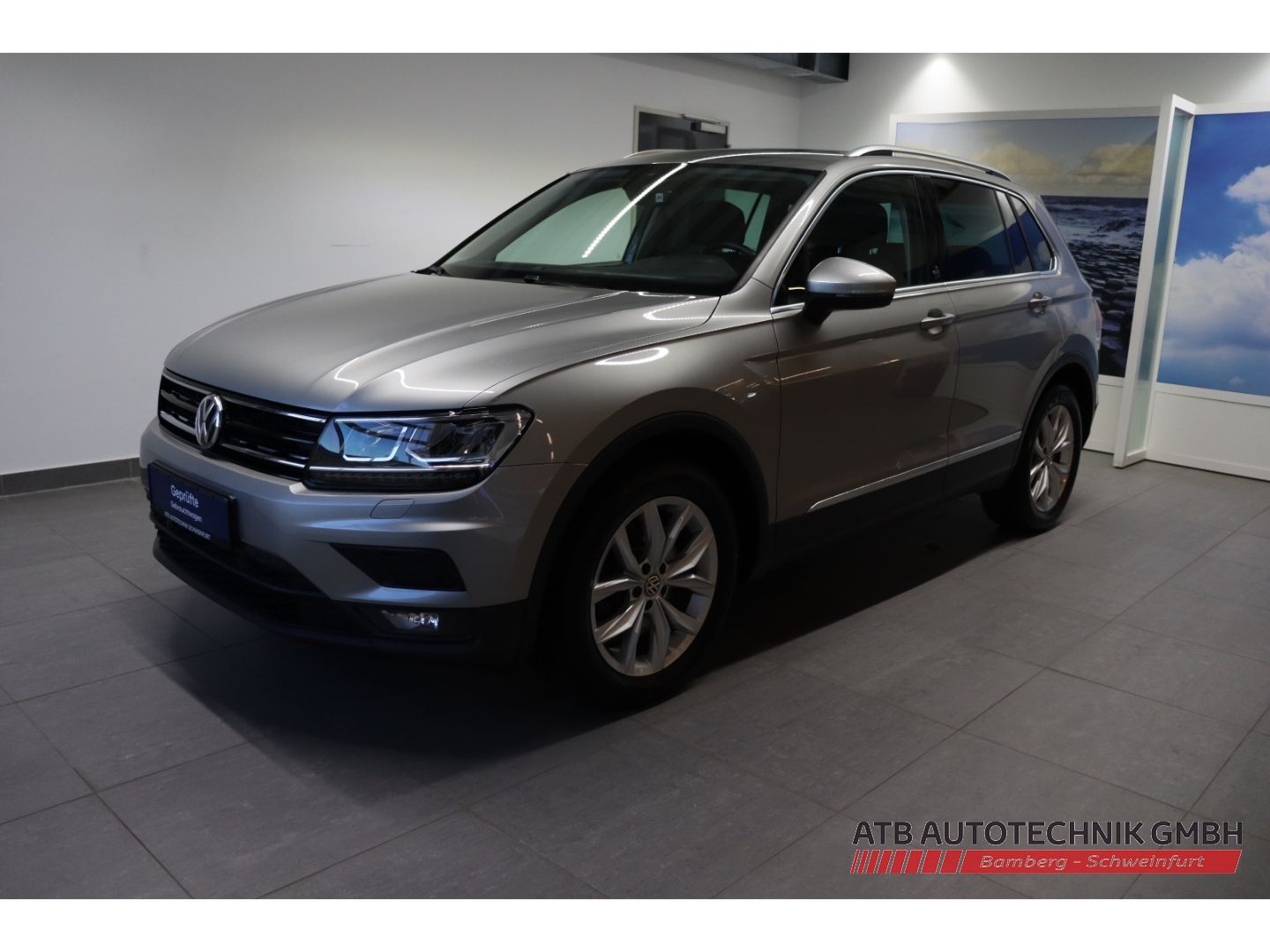 Fahrzeugabbildung Volkswagen Tiguan 2.0 TDI SCR Sound BMT Start-Stopp 4Motion