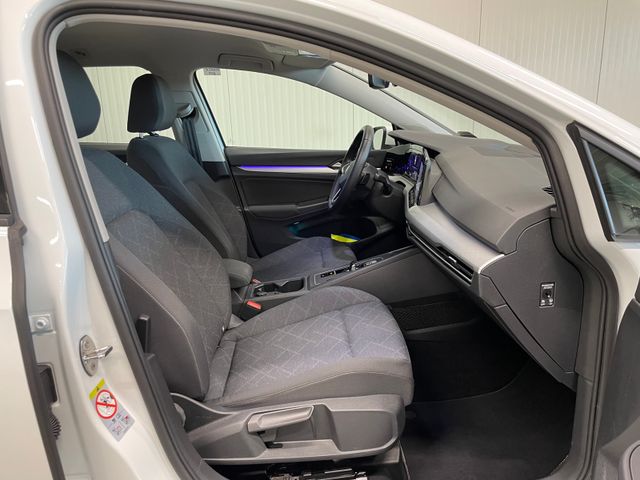 Golf VIII Variant Life 1.0 eTSI DSG NAVI ACC
