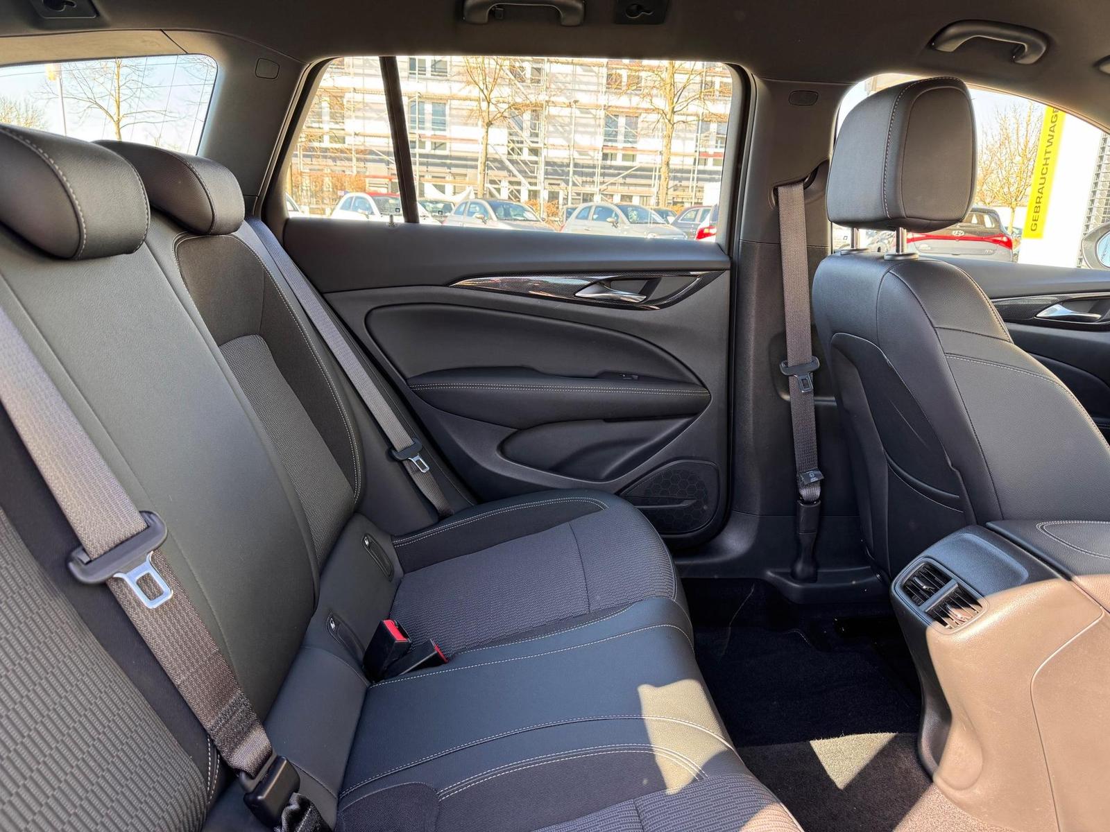 Opel Insignia Sports Tourer 2.0T Elegance Automatik, миниатюра 14