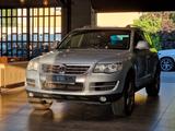 Volkswagen Touareg V6 TDI*4Motion*AHK*Xenon*Navi*19" - gebrauchte Volkswagen Touareg aus dem Jahr 2008
