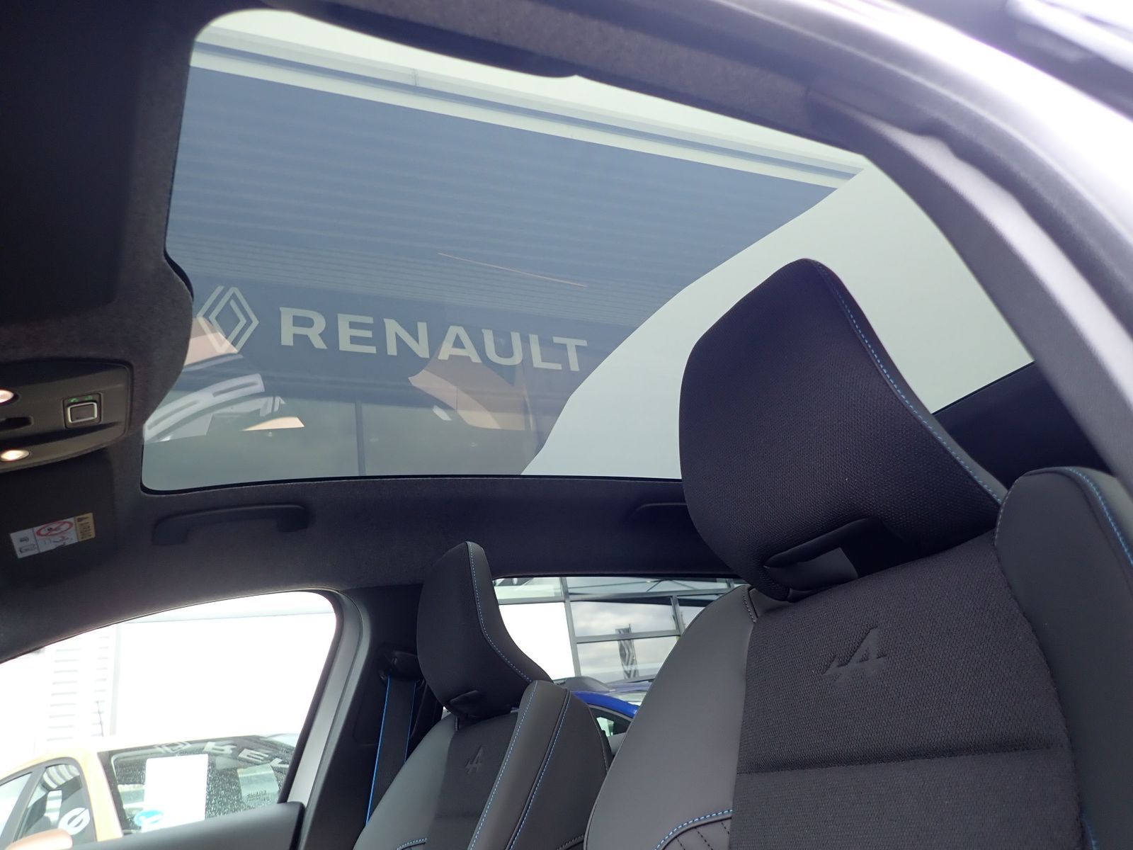 Fahrzeugabbildung Renault Scenic E-TECH 100% ele Esprit Alpine 220 Long Ra