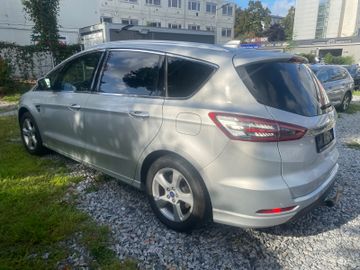 Ford S-Max - 7