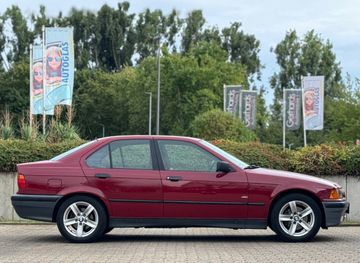 BMW 320 - 5