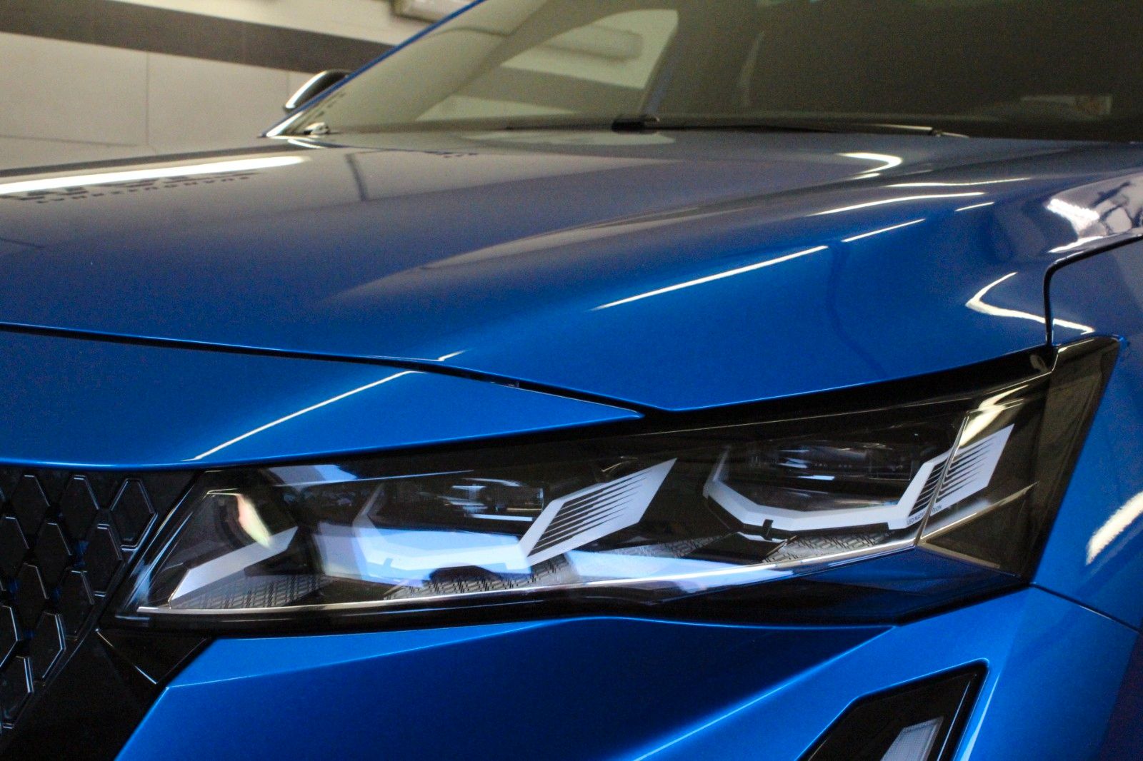 Fahrzeugabbildung Renault Rafale Full Hybrid E-Tech 200 Esprit Alpine