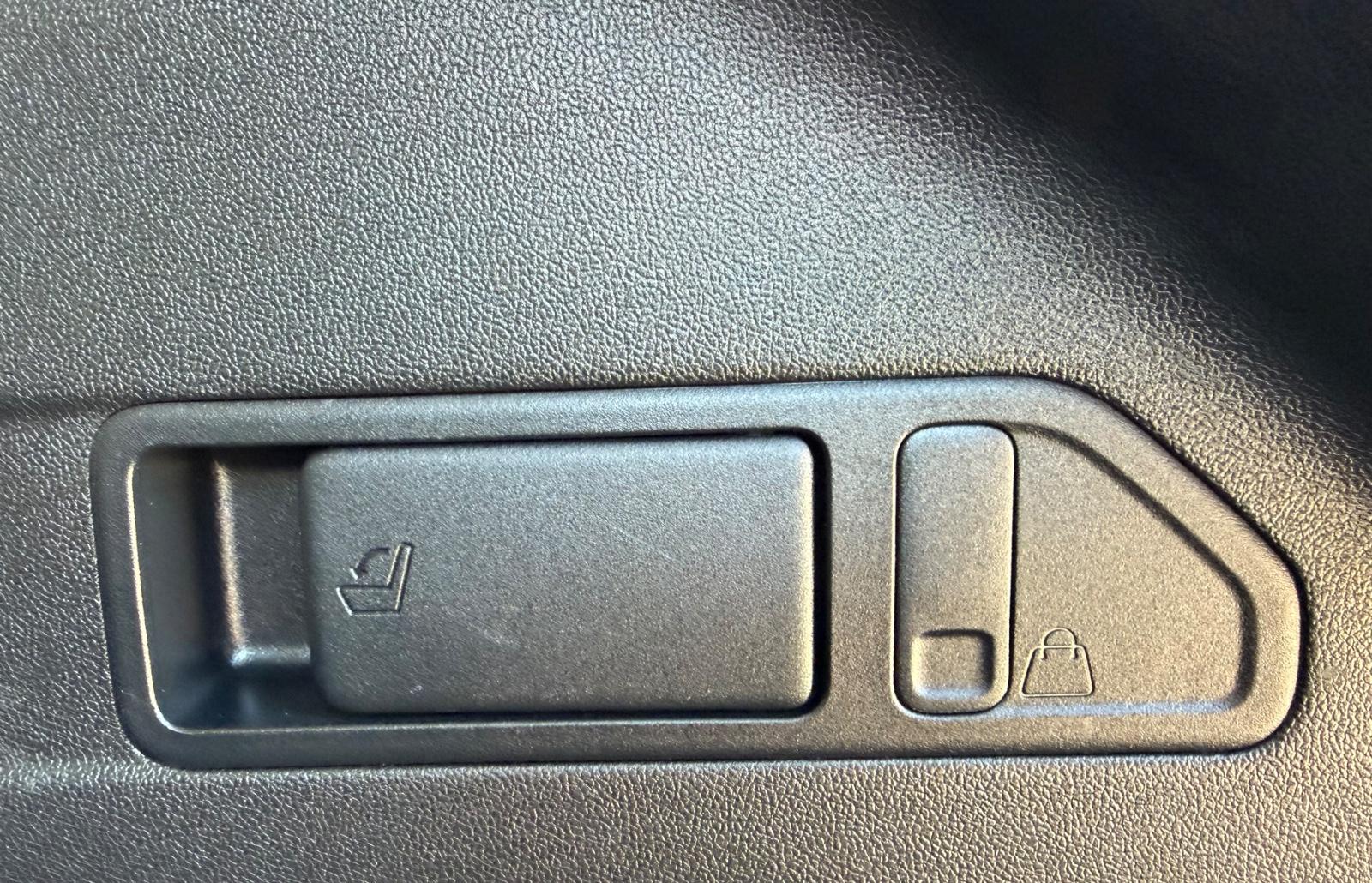 Ford Focus Turnier Cool & Connect Sport Lenkrad
