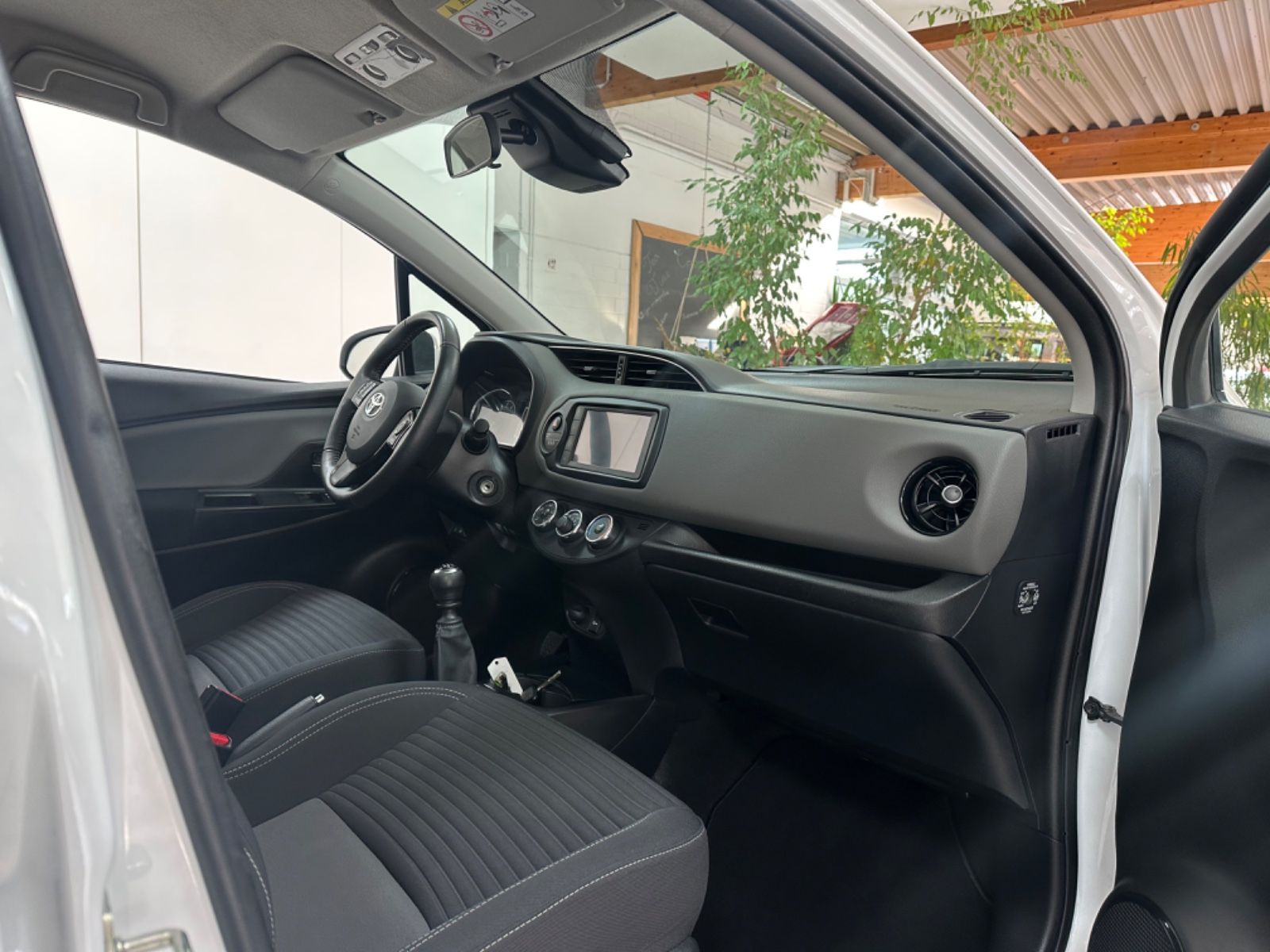 Fahrzeugabbildung Toyota Yaris Comfort*Rückfahrkamera*