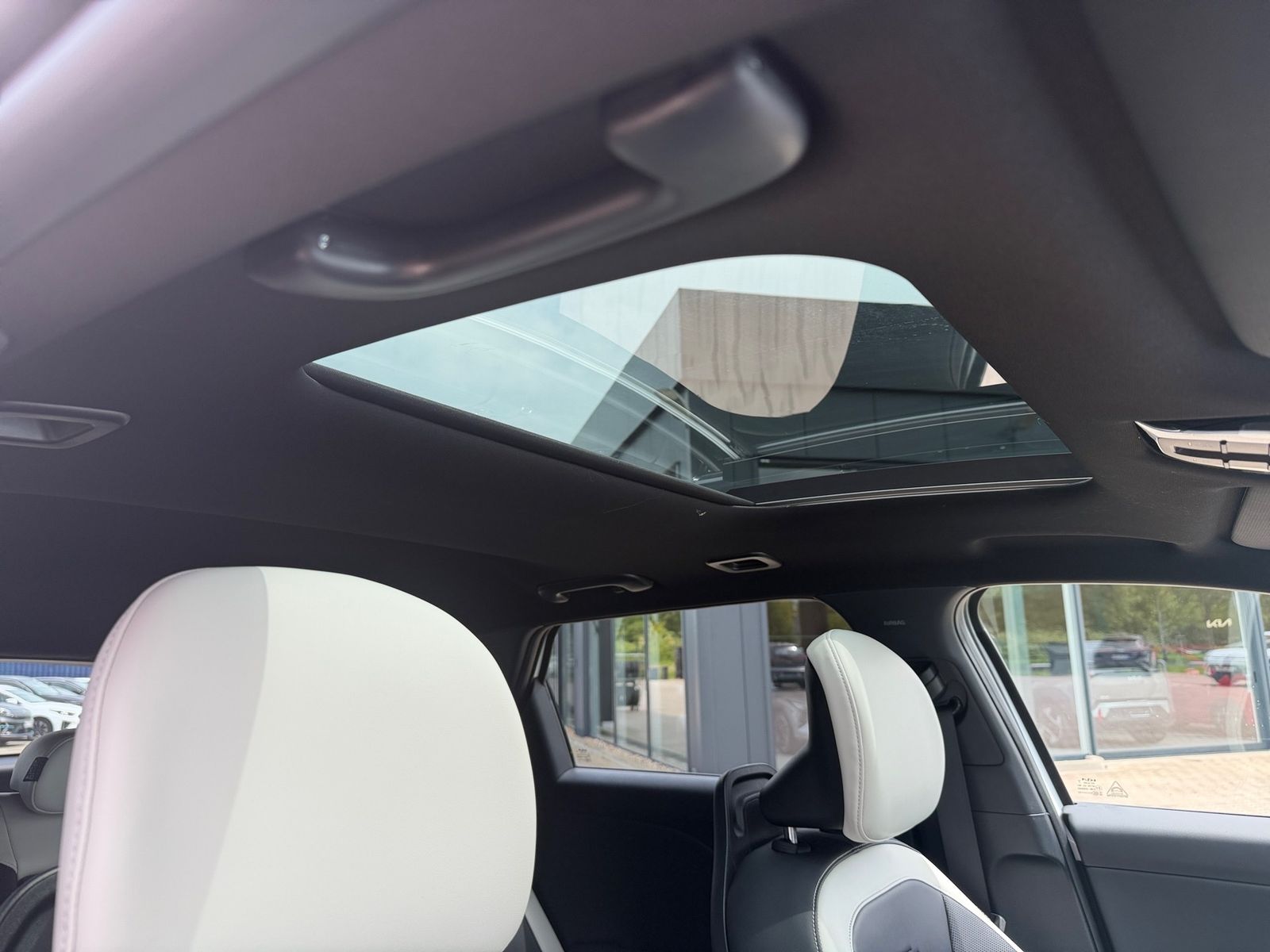 Fahrzeugabbildung Kia K4 SW 1.6T 180 DCT GTL DWP+ SZ SD 18 GD