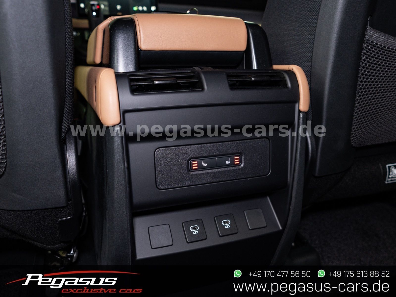 LAND ROVER Defender - 32