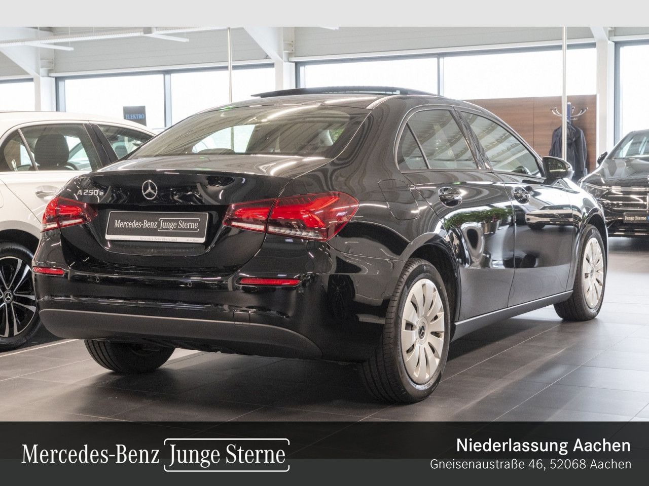 Mercedes-Benz A 250 e Lim Pano LED Kam CarePlay Navi DAB PTS foto 3