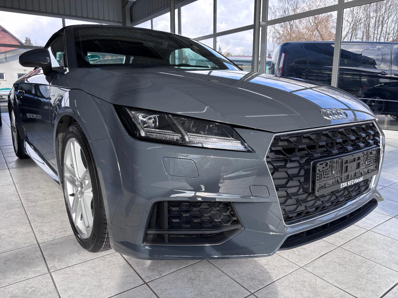 Audi TT Roadster 40 TFSI S line