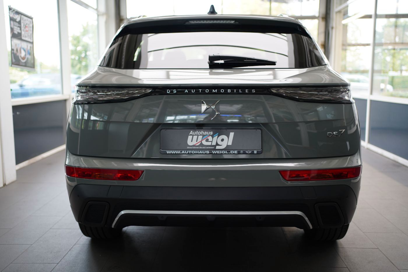 Fahrzeugabbildung DS Automobiles DS7 BlueHDi 130 EAT8 Opera Anhängerkupplung Foca