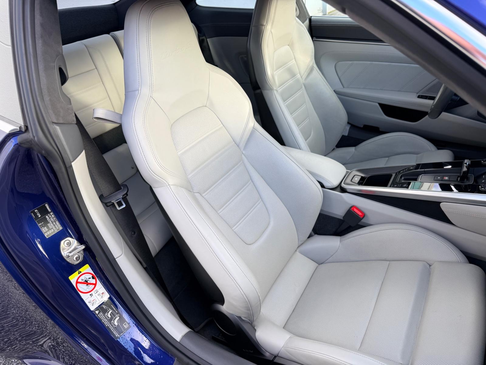 Porsche 992 Turbo S Coupé Aero Exclusive PPF Approved
