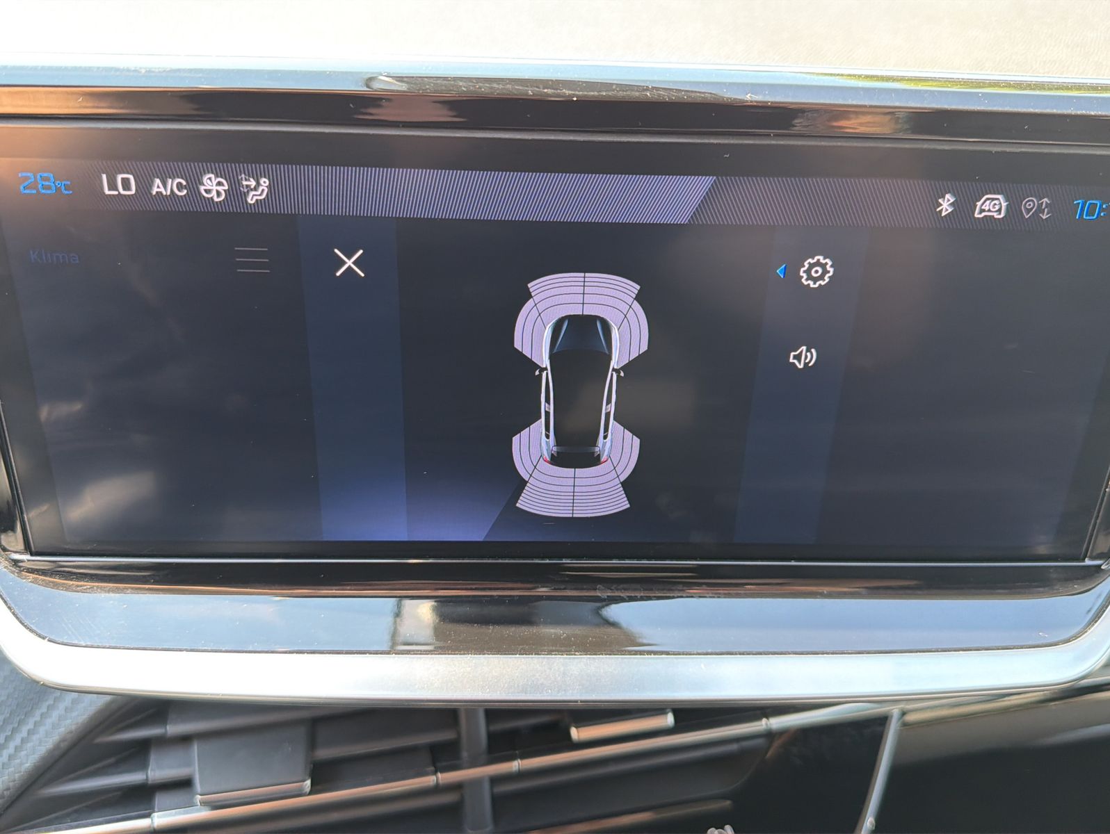 Fahrzeugabbildung Peugeot 208 Hybrid 110 Allure - Automatik