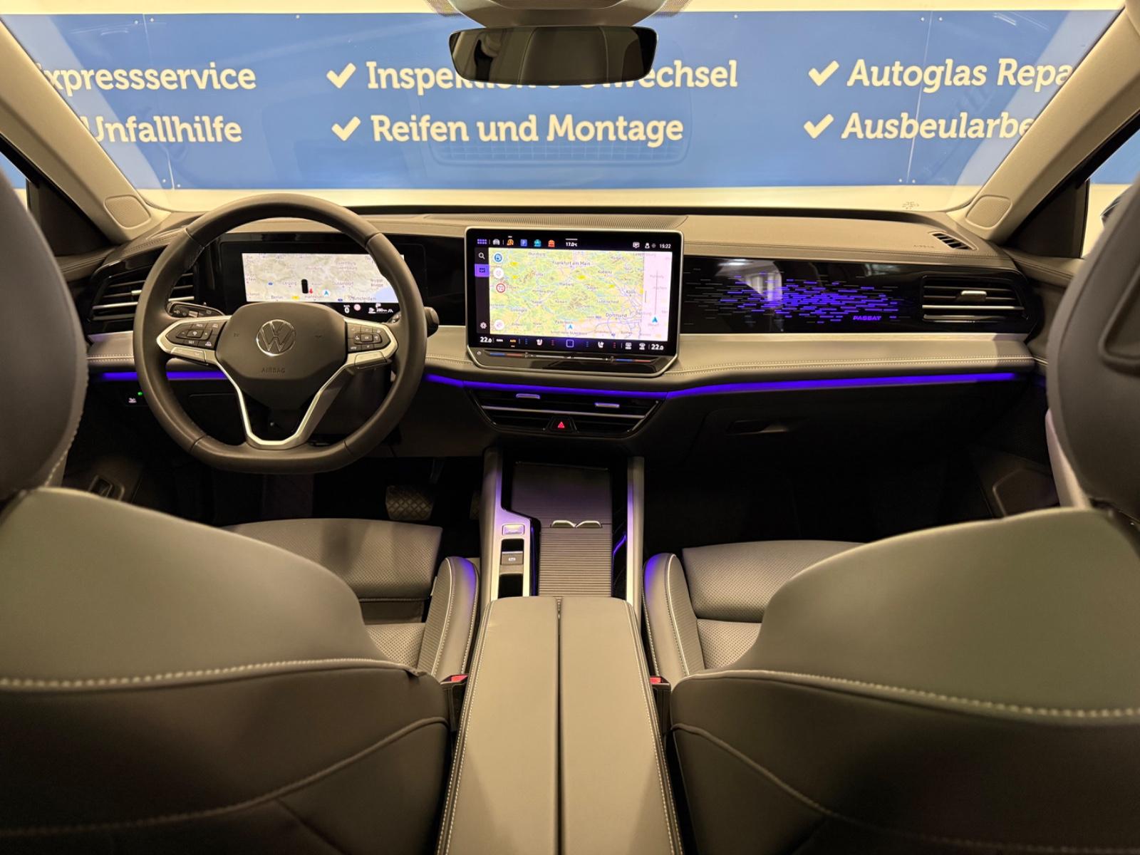 Volkswagen Passat Variant Elegance AHK ACC DCC Pano