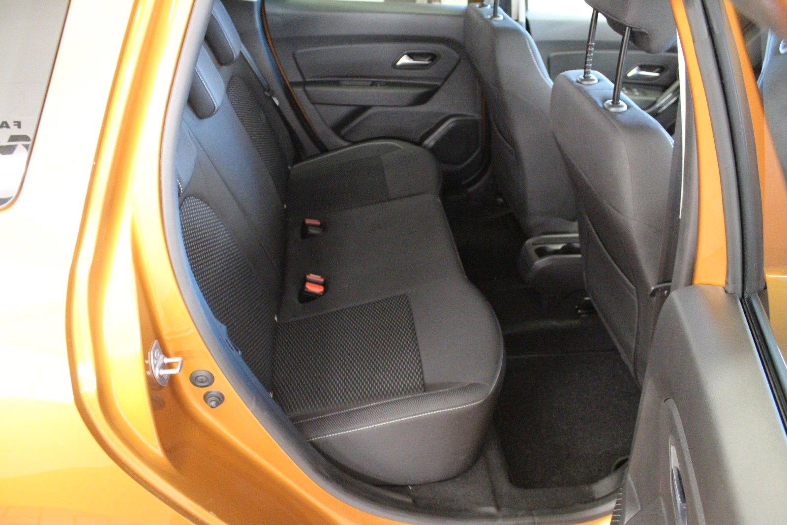 Fahrzeugabbildung Dacia Duster TCe 100 ECO-G LPG Comfort*Allwetter