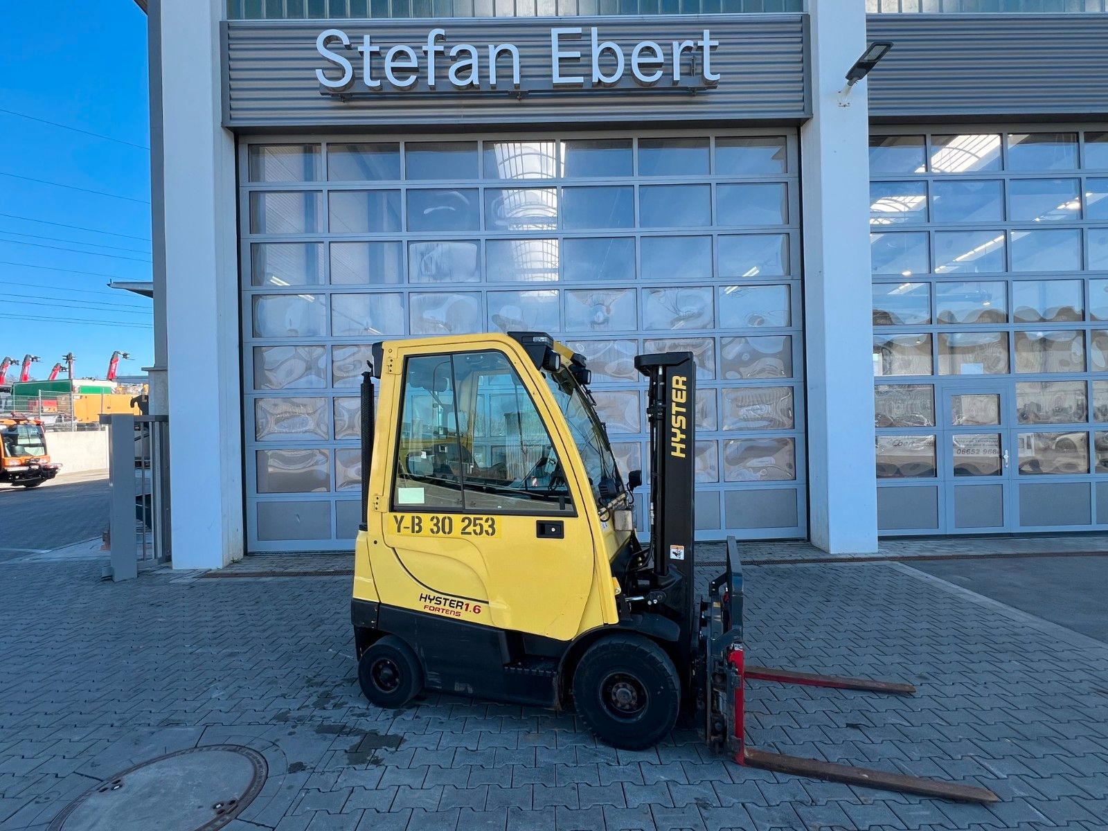 Fahrzeugabbildung Hyster H1.6 FT / Verstellgerät / HH: 4.45m / nur 1.299h