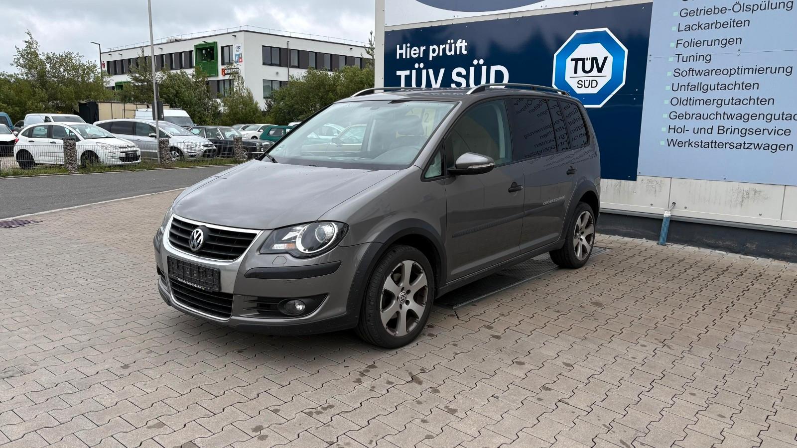 Volkswagen Touran 2.0TDI Cross Tempo Klima Nav