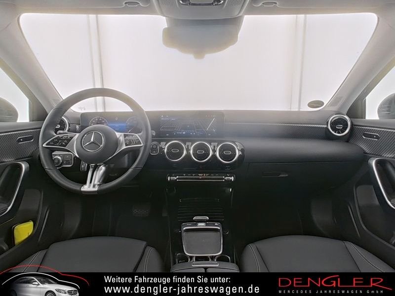 Mercedes-Benz A 180 ANHÄNGERKUPPLUNG LED RFK PROGRESSIVE foto 3