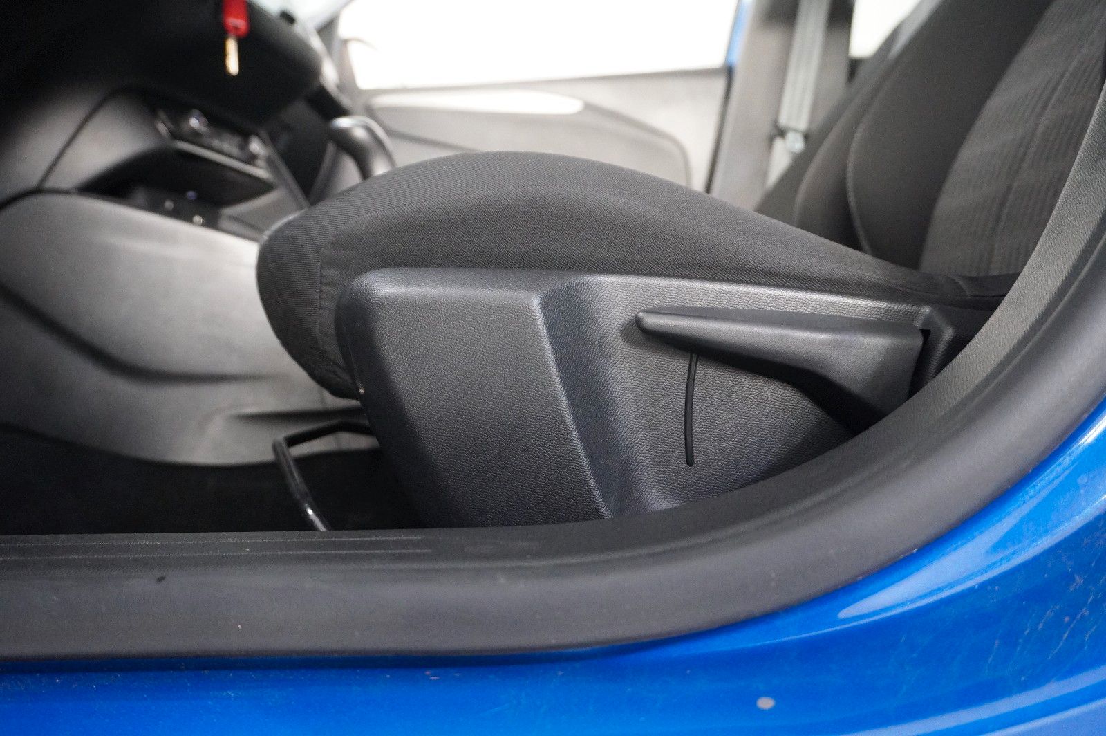 Fahrzeugabbildung Opel Corsa F 1.2 EDITION NAVI/KAMERA/TEMP./PDC/DAB+