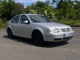 Volkswagen Bora 1.6 Highline *TÜV Neu* *Kupplung Neu* - Volkswagen Bora: Highline