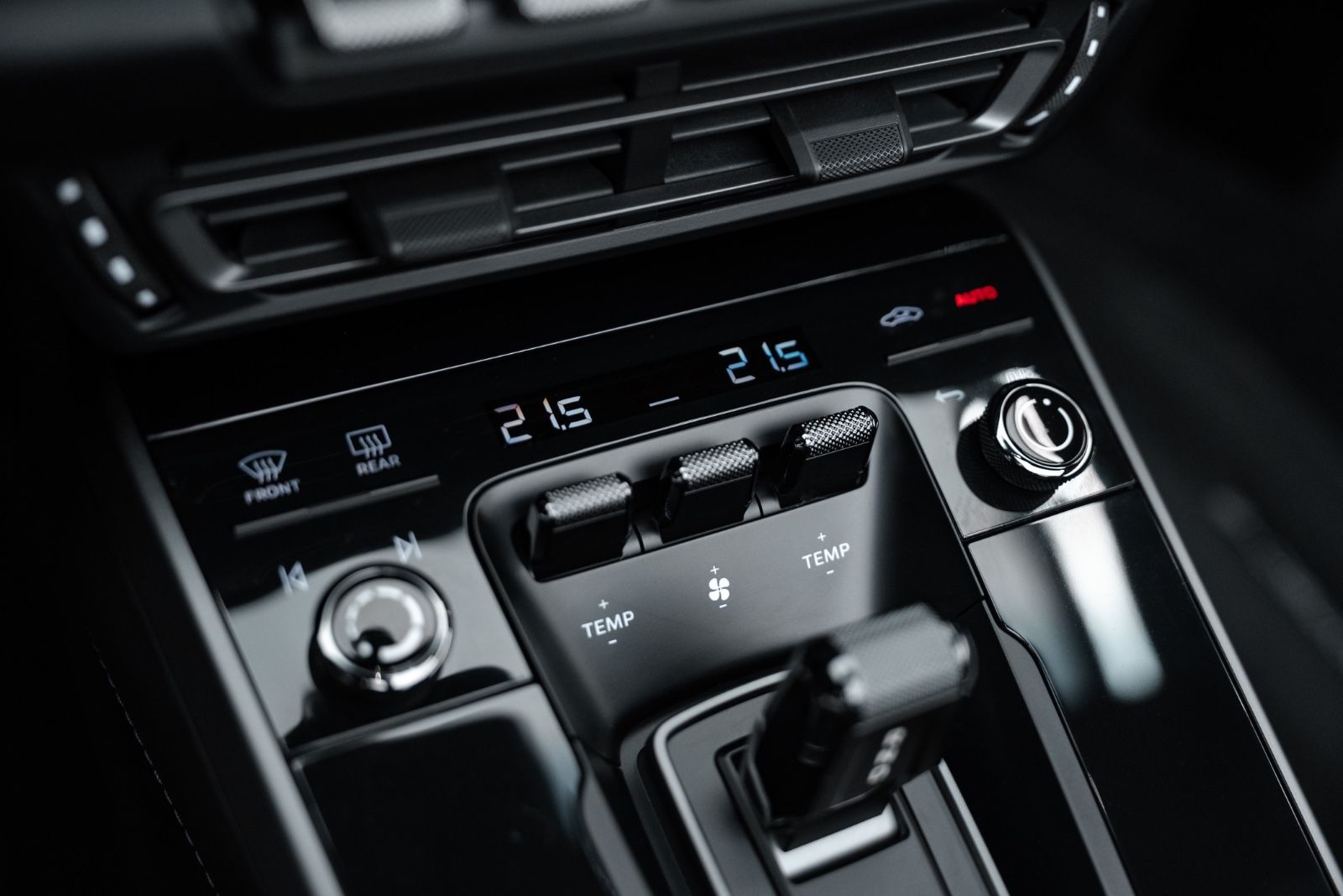 Fahrzeugabbildung Porsche 992 Carrera Cabriolet LIFT/BOSE/SPORTABGAS