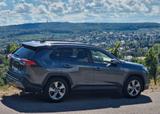 Toyota RAV 4 2.5 Hybrid Club 4X2 + Navi + AHK - Toyota Gebrauchtwagen in Heilbronn