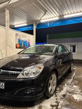 Opel Astra Twintop - Opel Astra mit Benzin-Antrieb: Cabrio, Automatik