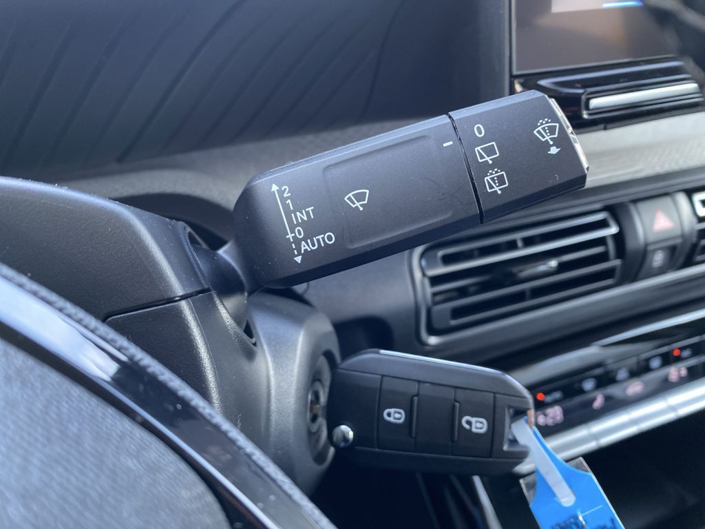 Fahrzeugabbildung Citroën C3 Turbo 100 MAX *Winterpaket*Allwetter*LED*Nav*