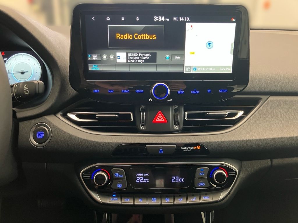 Fahrzeugabbildung Hyundai i30 Kombi 1.6 T-GDI Trend AUT SpurH