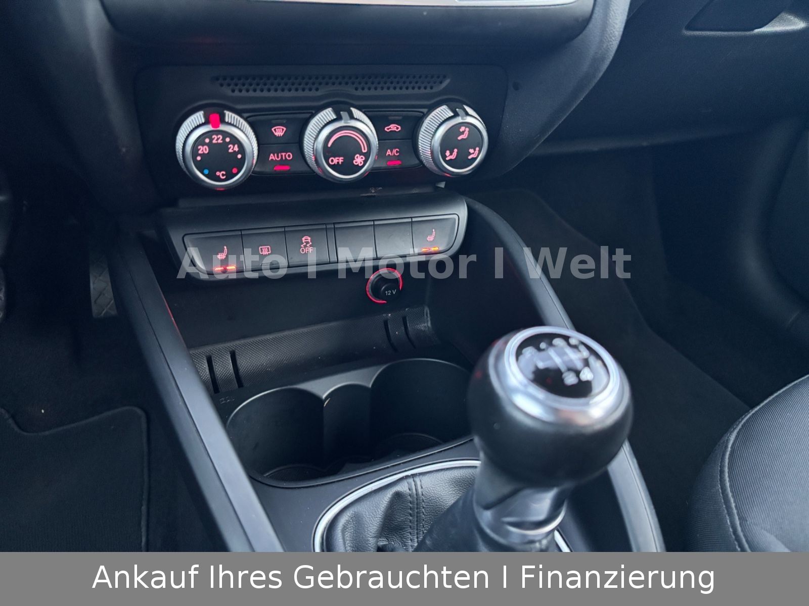 Fahrzeugabbildung Audi A1 Sportback S-LINE 17"ALU/XENON/SHZ/PDC