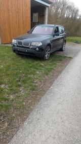 BMW X3 E83 - BMW X3: E83