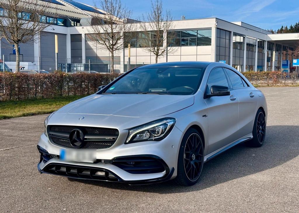 Mercedes-Benz CLA 45 AMG