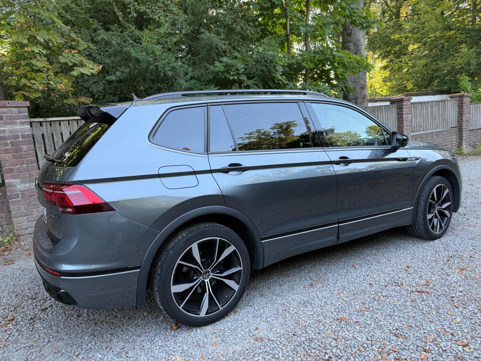 Volkswagen Tiguan Allspace DSG R-line 4MOTION