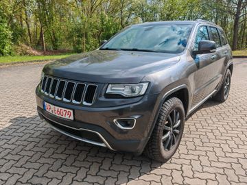 Jeep Grand Cherokee - 2